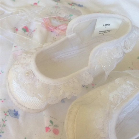 Other - Tiny Silky Lace Baby Shoes